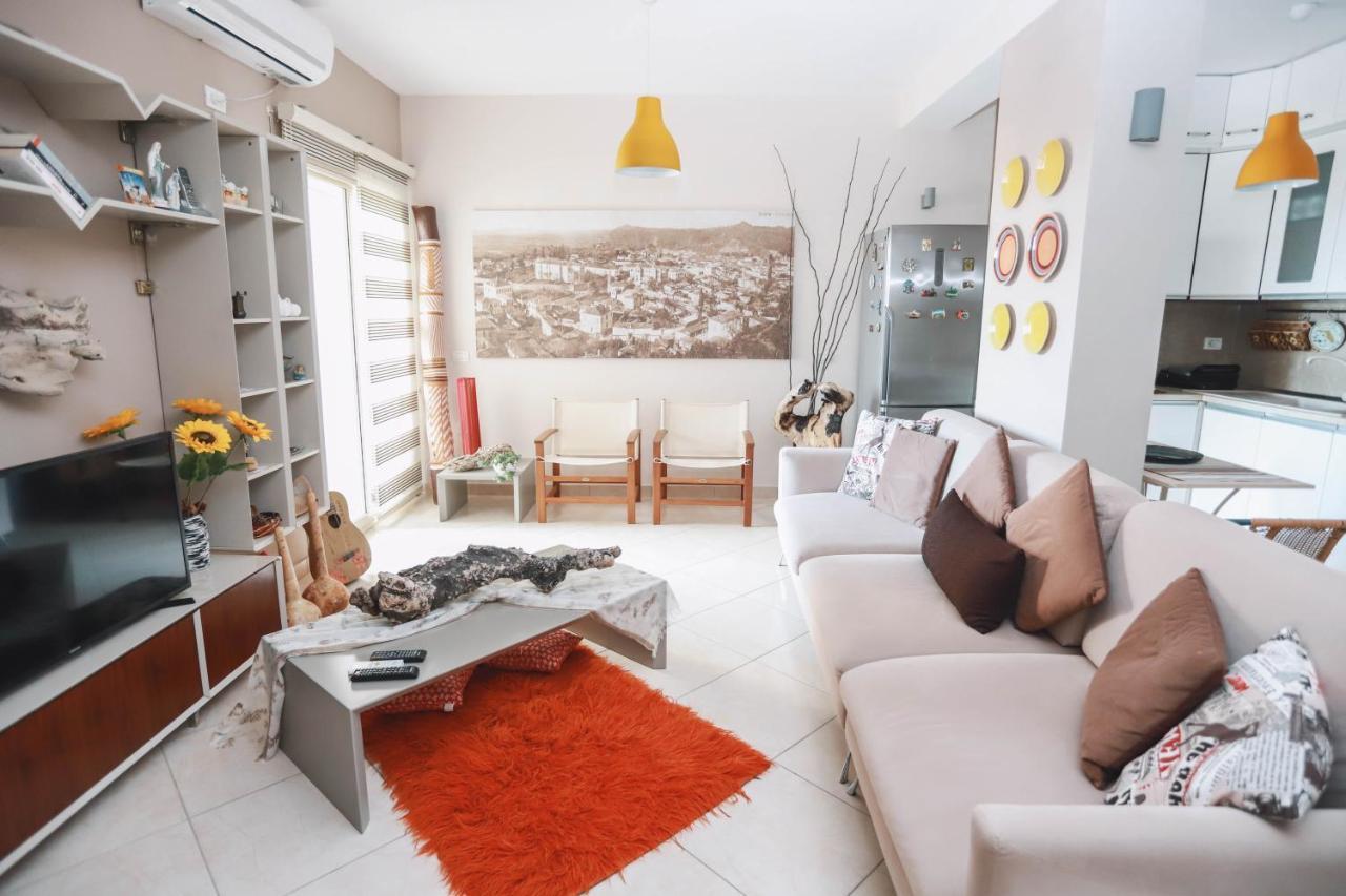 Large Apartment Near The Seaside Boulevard Lungomare Vlore Exterior photo
